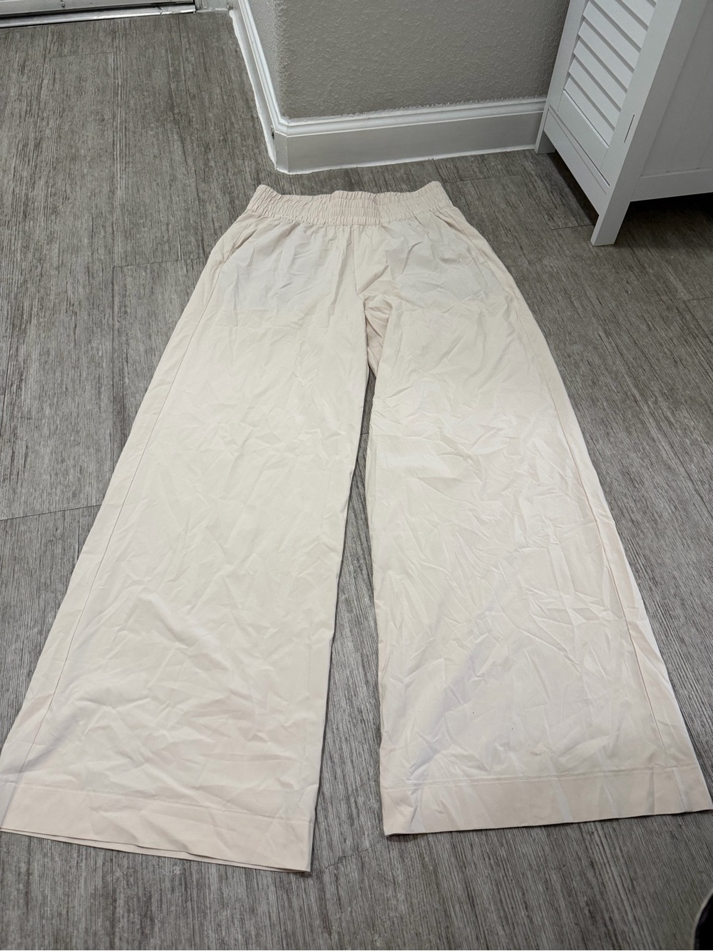 Vuori Villa Wideleg Pant - Picture 2 of 5